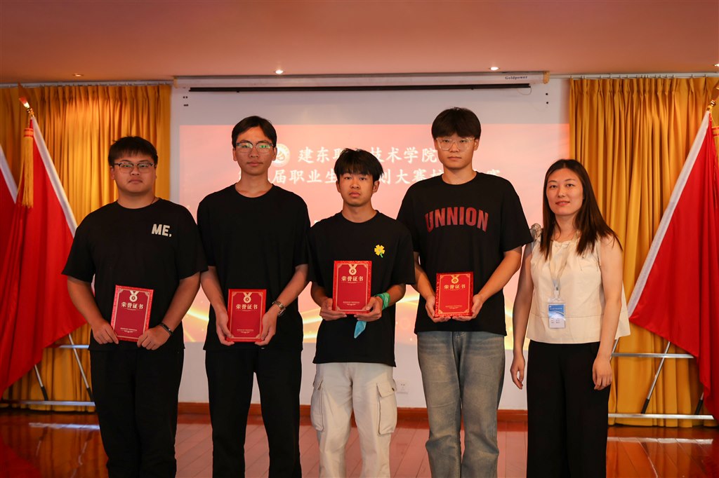 1J5A0130.jpg 1J5A0130.jpg